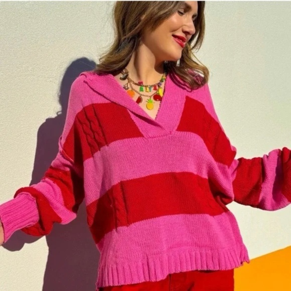 ODDY Pink and Red V-Neck Sweater